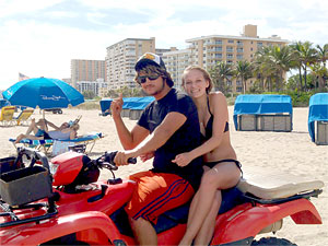 Pompano Beach Condo Rentals - Lighthouse Cove Resort Couple
